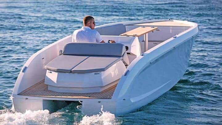 Image of Mana 23 boat on the water with its modern and versatile design, featuring ample seating space and a powerful engine for an exhilarating ride