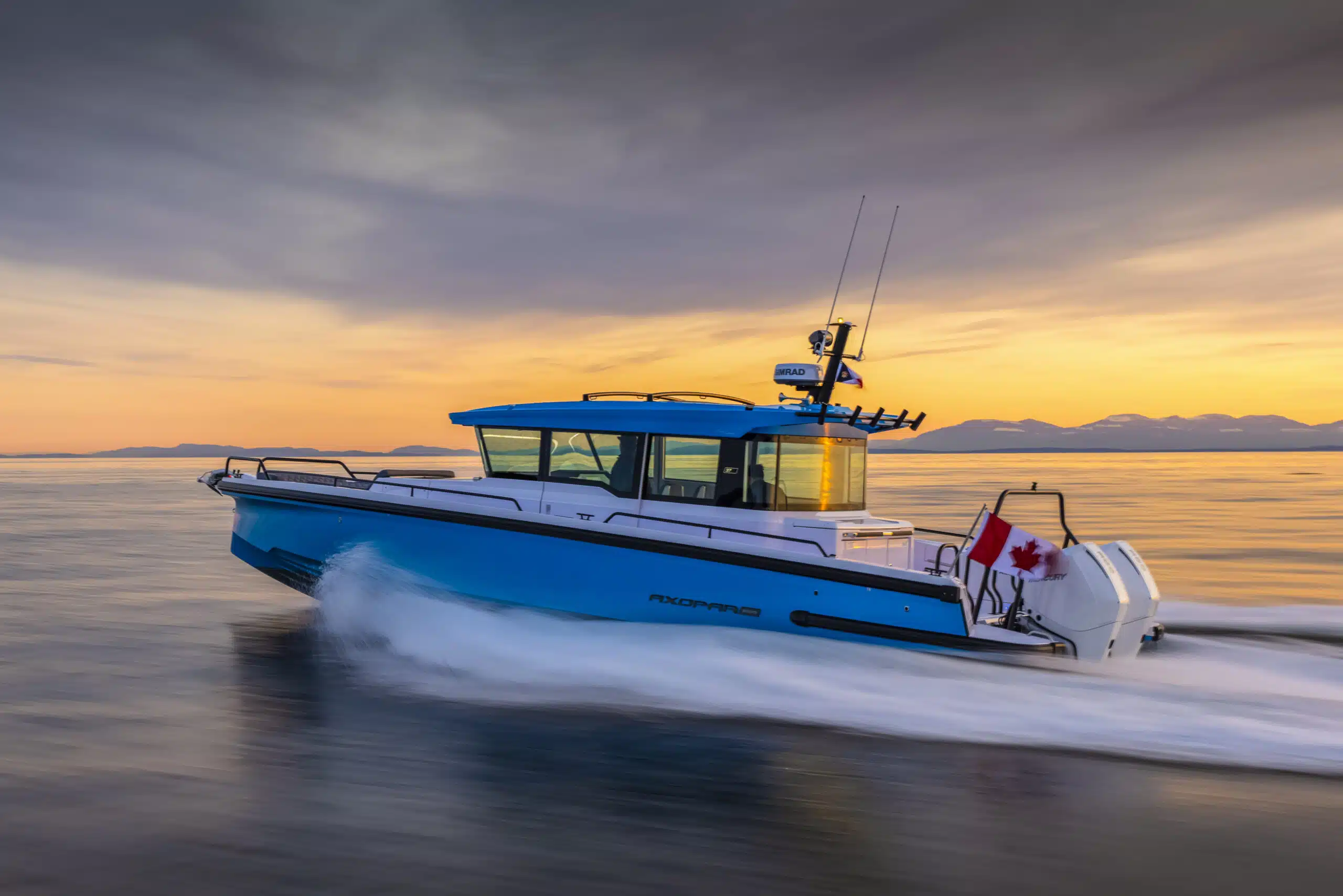 Axopar 37 XC Cross Cabin